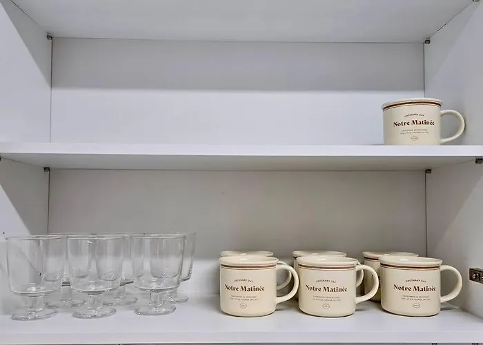 Apartment Retro House - Foreigners Only
